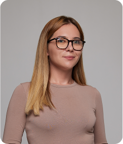 manager Iryna photo